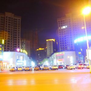 萍乡的外滩：硖石、铂金水岸、雍华庭、滨河东路附近夜景！景象图片学区划分
